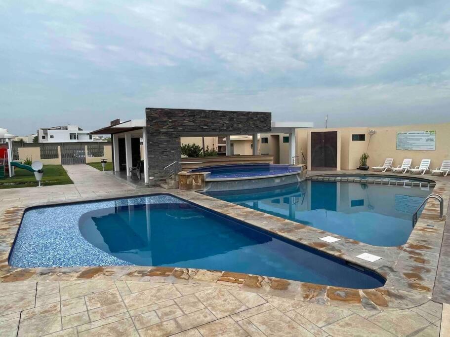Victoria'S Beach House Alvarado Exterior photo